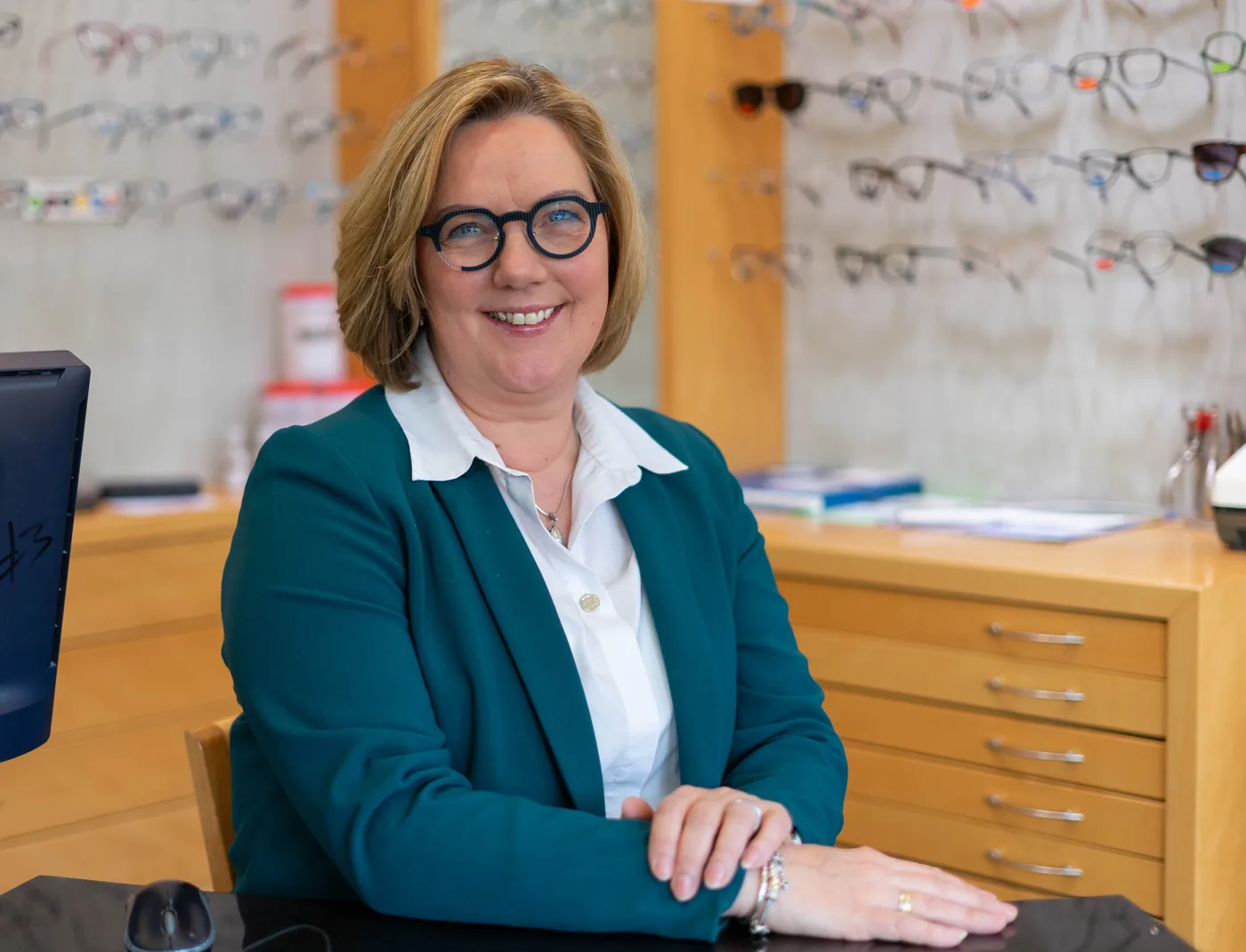 Augenoptikerin bei Klann der Augenoptiker in Bremen